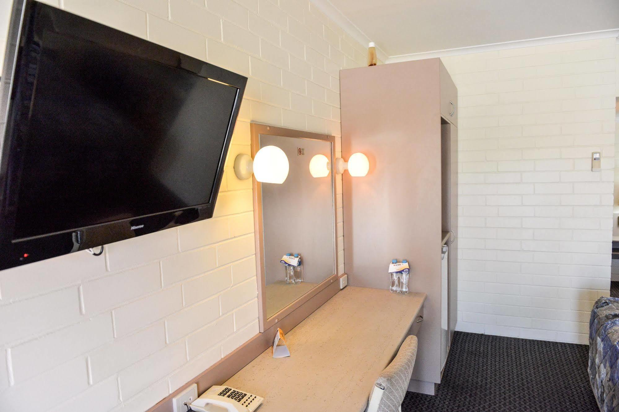 Pioneer Motel غونديويندي المظهر الخارجي الصورة