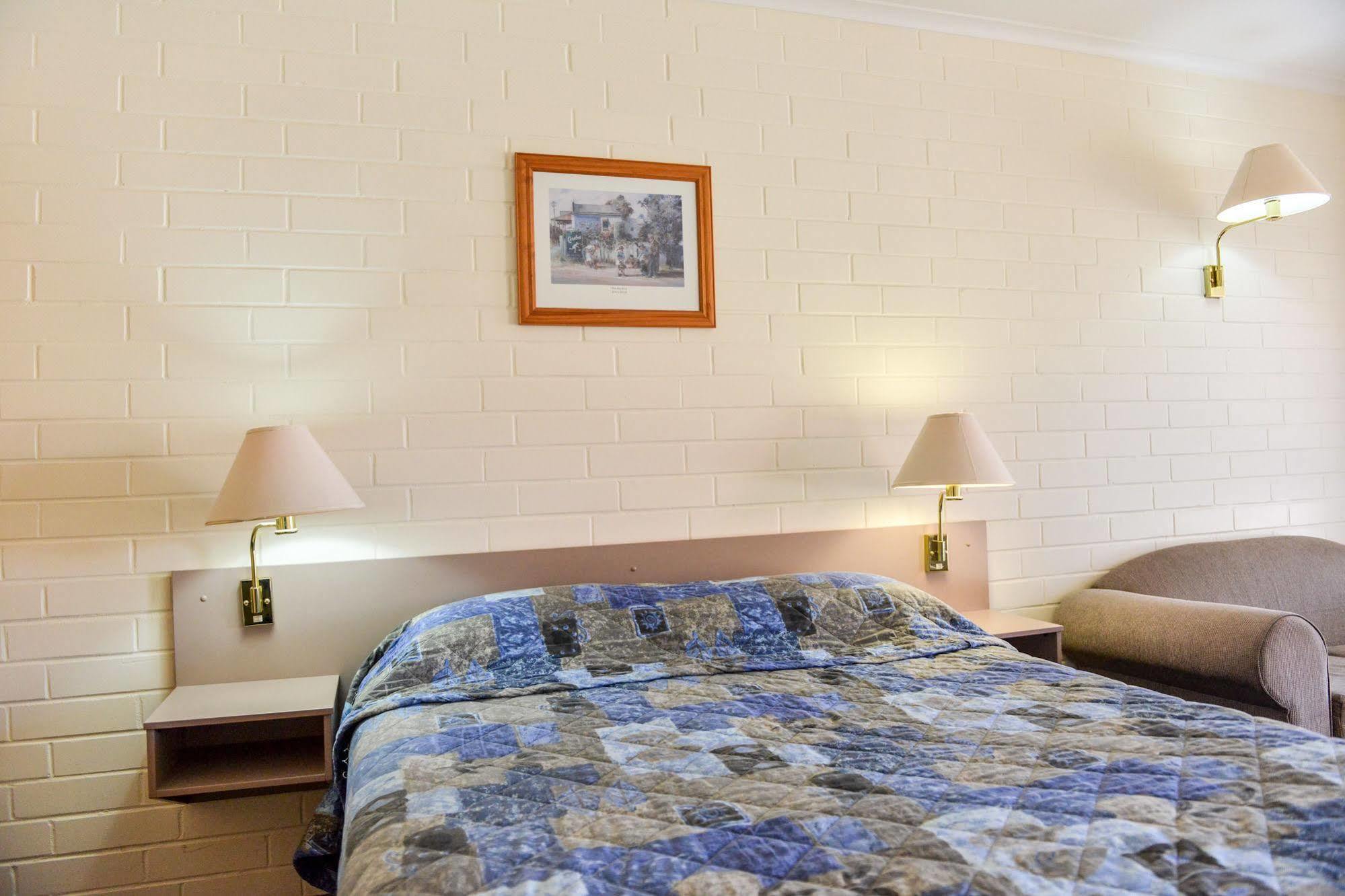 Pioneer Motel غونديويندي المظهر الخارجي الصورة