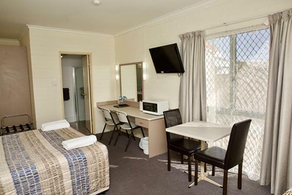 Pioneer Motel غونديويندي المظهر الخارجي الصورة